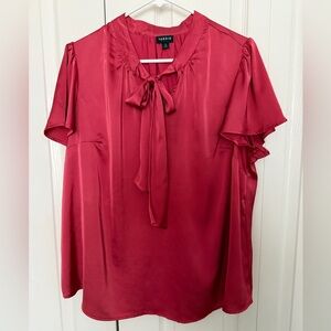 Torrid Size 0 Berry Satin Tie Neck Flutter Sleeve Blouse Feminine Workwear